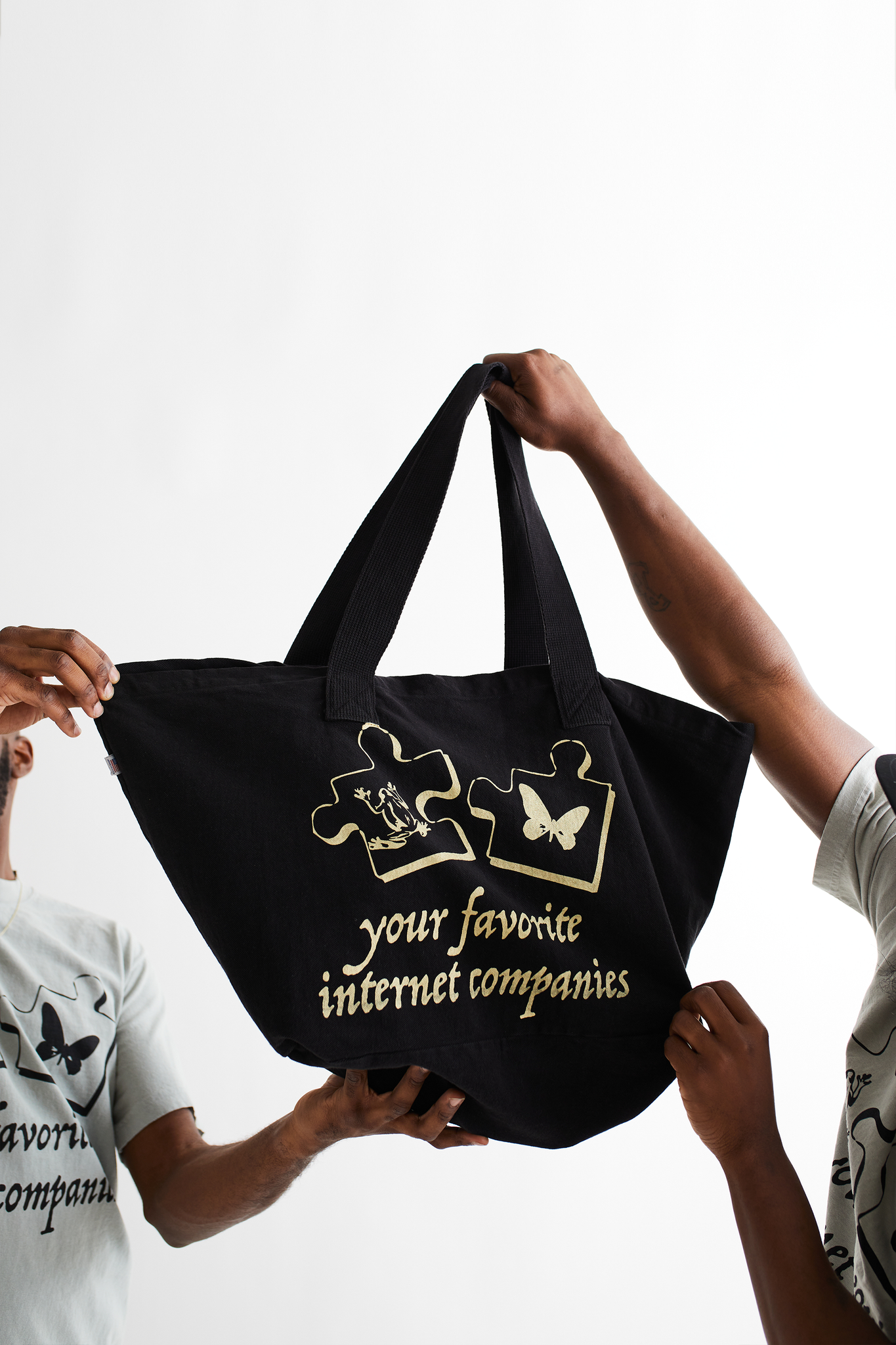 AAT X ACS: YOUR FAVS JUMBO TOTE BAG (BLACK)